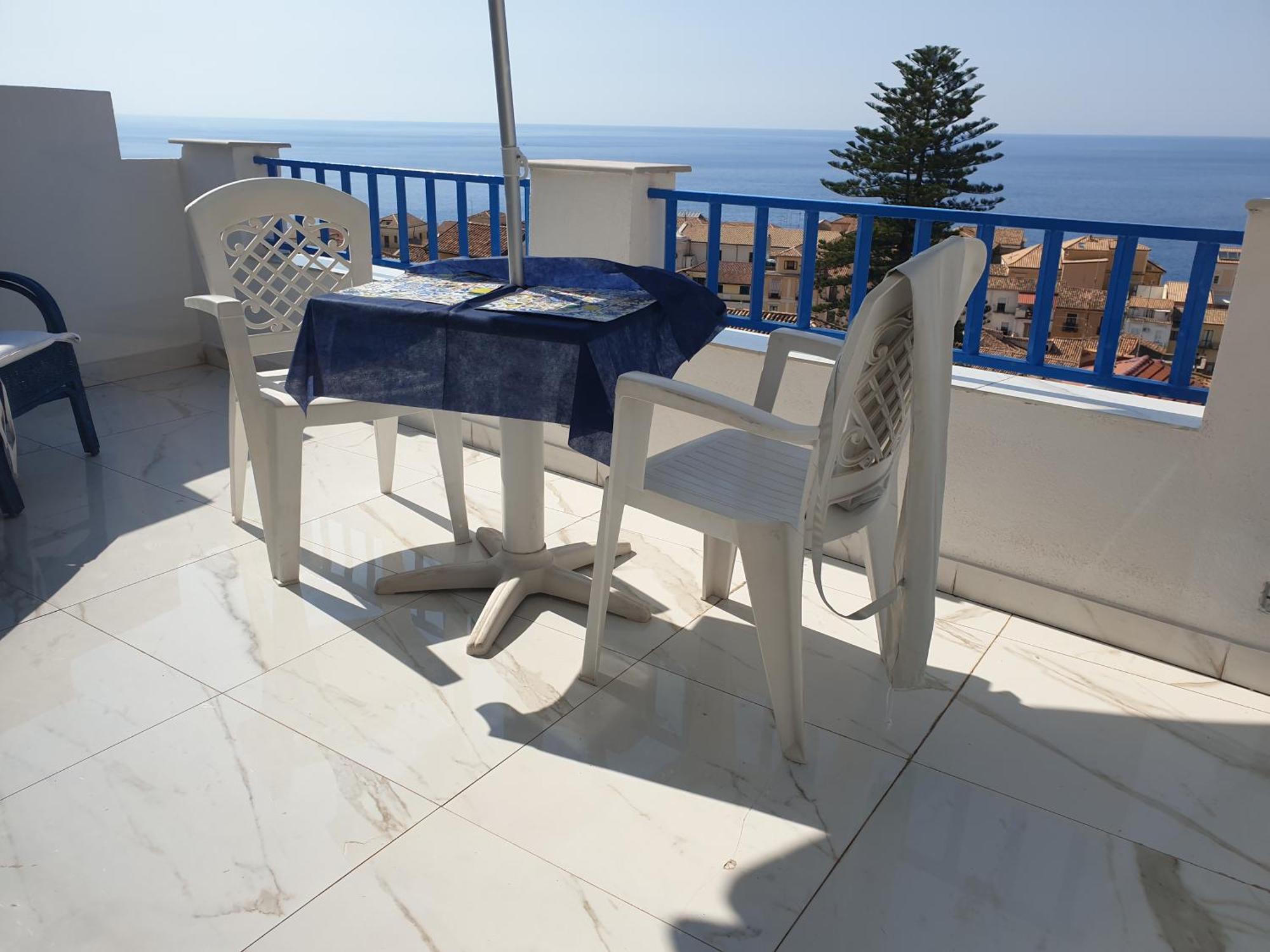 "Lo Studiolo" Apartment Pizzo  Exterior foto